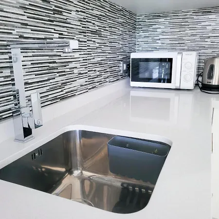 Cristianos Ljus Апартаменты Арона